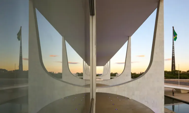 Lula cita caso Master e defende PEC da Segurança Pública