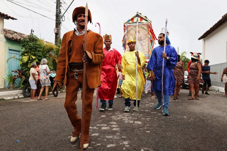 Reisado de Tiquaruçu: Tradição bicentenária preserva a identidade cultural de Feira de Santana