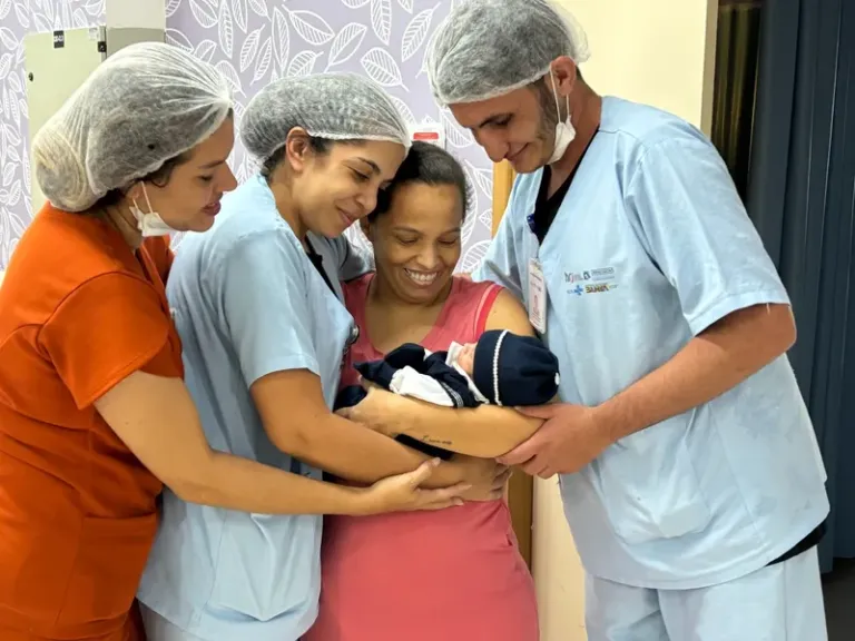 Hospital Regional de Juazeiro realiza cirurgia obstétrica pioneira no Vale do São Francisco com sucesso