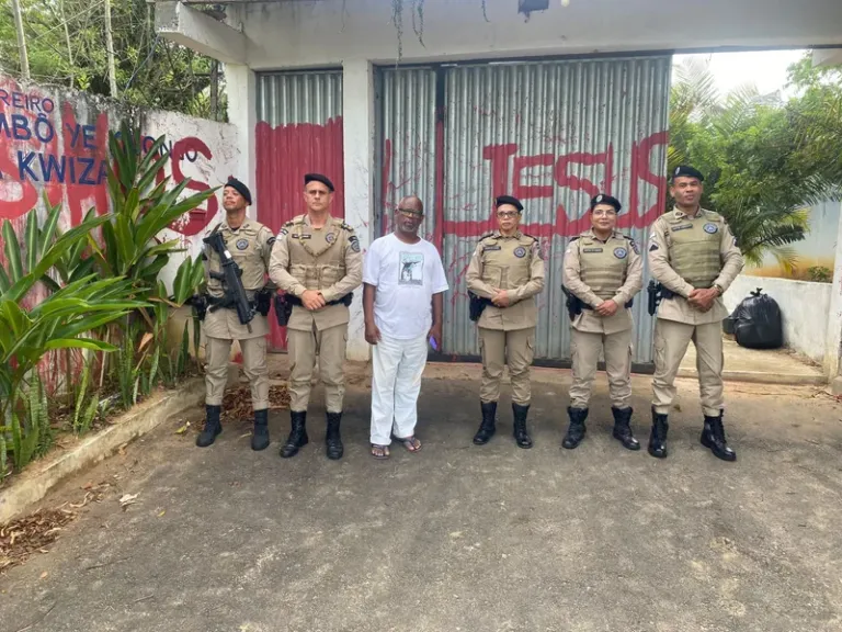 PM reforça proteção a terreiro após ato de vandalismo em Cajazeiras