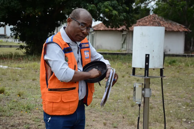 Defesa Civil monitora previsão de chuvas e mantém alerta em Feira de Santana