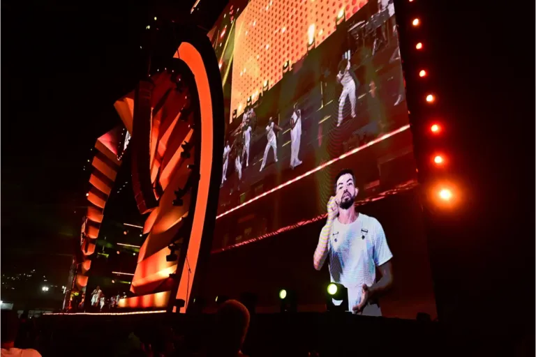 Intérpretes de Libras garantem acessibilidade e conquistam carisma de comunidade surda