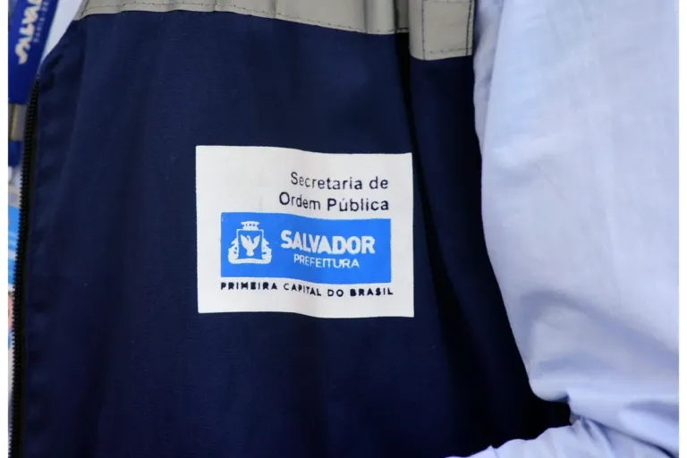 Semop apreende mais de 2 mil garrafas de vidro durante trajeto da Lavagem do Bonfim