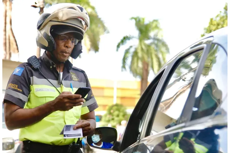 Semob registra alta de 115% nas remoções de transporte clandestino em 2025