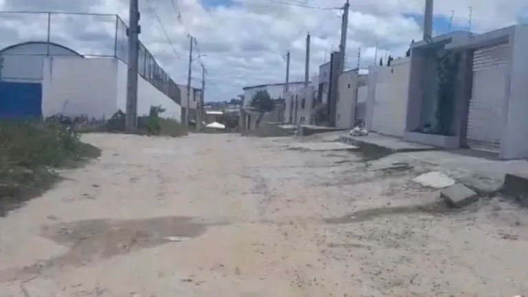 Recuperação e pavimentação de ruas no Conjunto José Ronaldo e Santo Antônio dos Prazeres