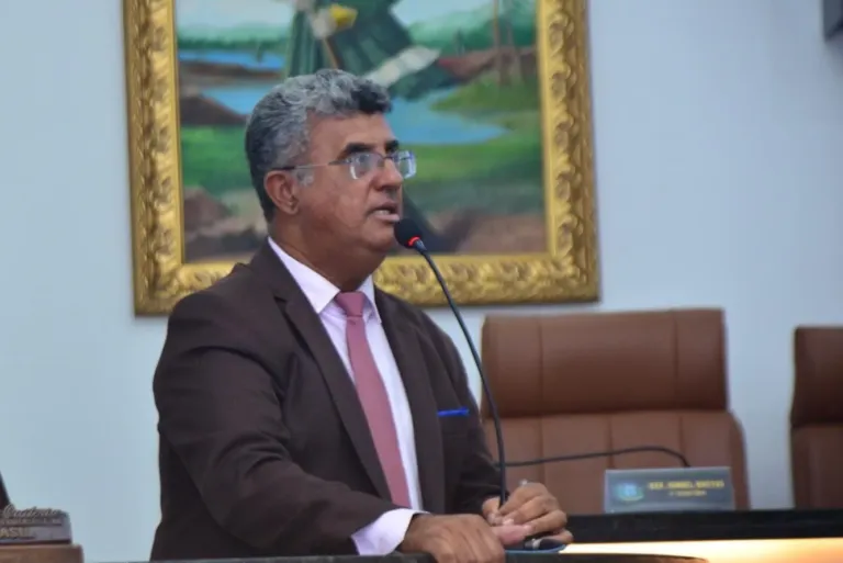 Indicações para implantação de creches nos distritos de Tiquaruçu e Jaíba