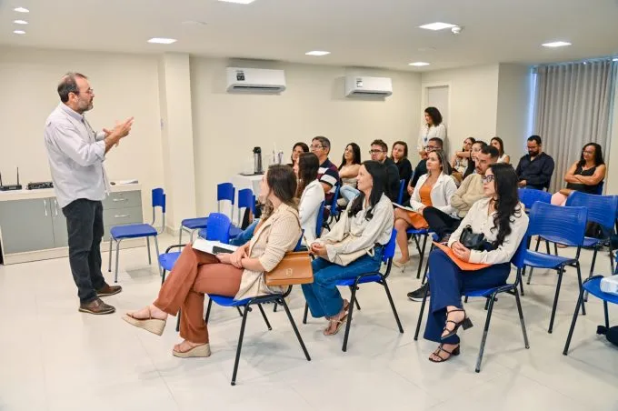 Prefeitura empossa novos servidores que reforçarão cuidado com a Saúde da população no município