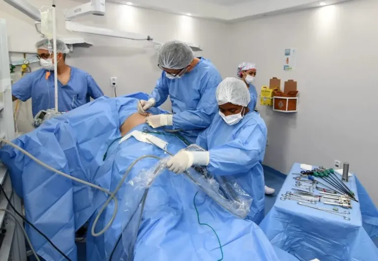 Agora Tem Especialistas: Alagoinhas chega à marca de 100 cirurgias realizadas pelo programa