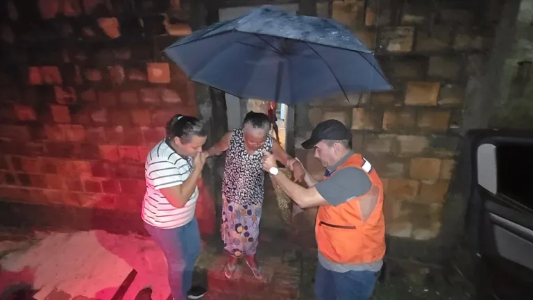 Alagoinhas registra o equivalente a 15 dias de chuva em apenas duas horas