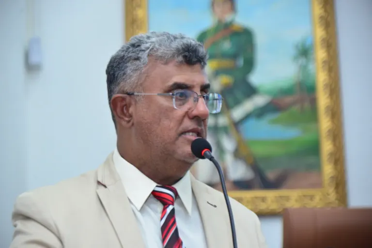 Além de Centro Comunitário, bairros Papagaio e Mangabeira receberão obras de drenagem