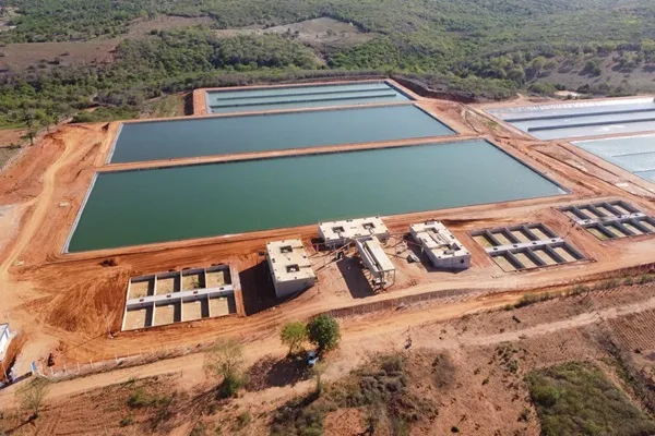 Embasa investe mais de R$ 1 bilhão em obras para expandir esgotamento sanitário na Bahia