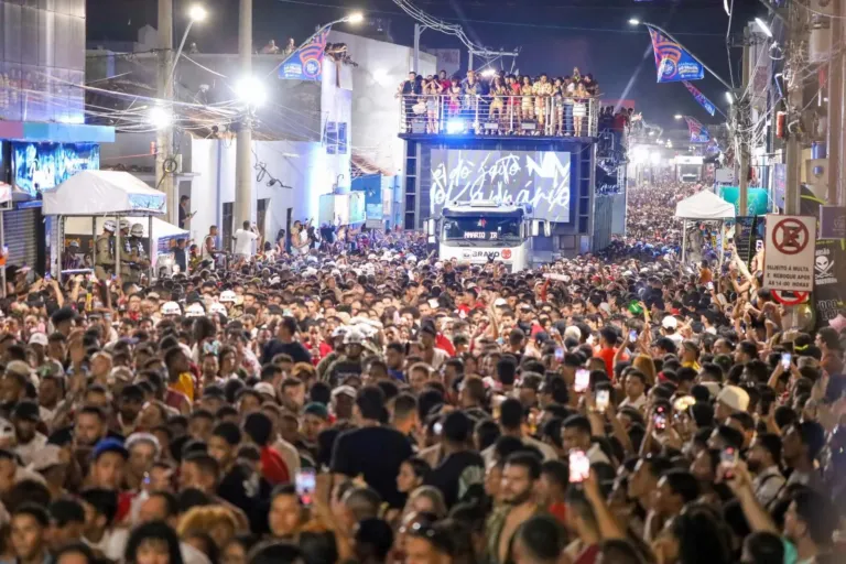 Carnaval de Juazeiro 2026 movimenta mais de R$ 120 milhões e consolida cidade como potência econômica e cultural