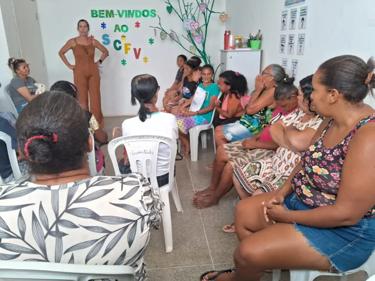 CRAS Malhada da Areia realiza roda de conversa sobre prevenção da gravidez na adolescência