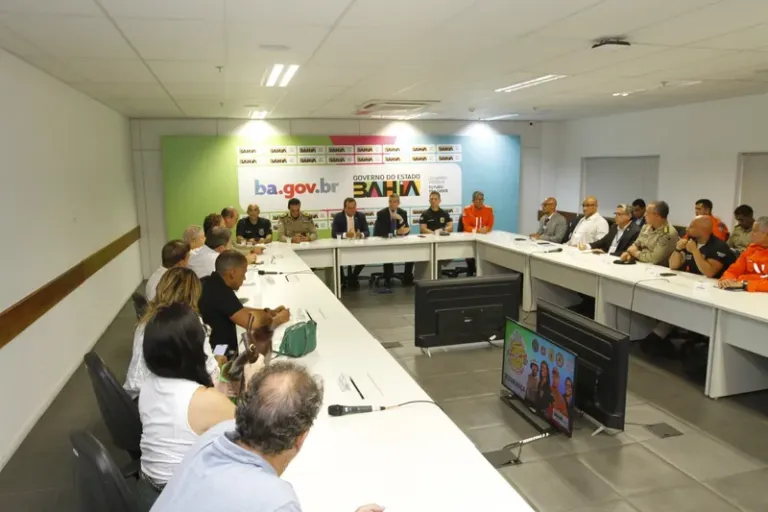 Coordenador do Carnaval e secretário da Segurança alinham ações com blocos e camarotes
