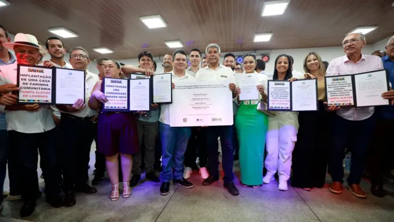 Colégio de tempo integral entregue em Campo Alegre de Lourdes amplia oportunidade para jovens e revela talentos