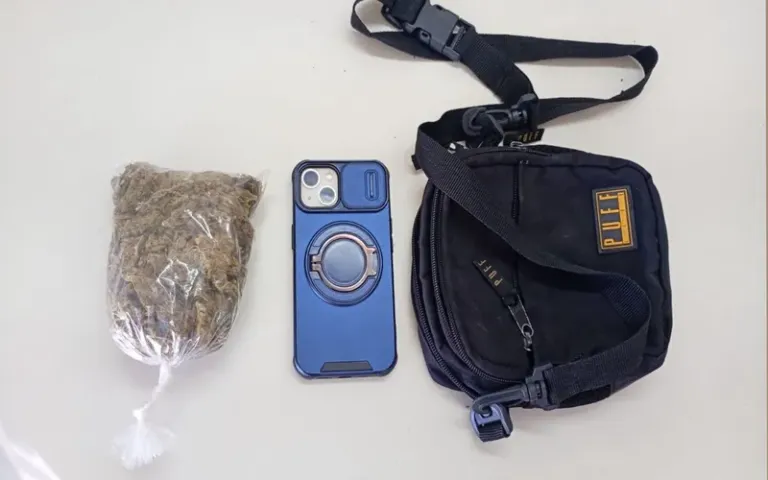 PM prende homem por tráfico de drogas na Gamboa