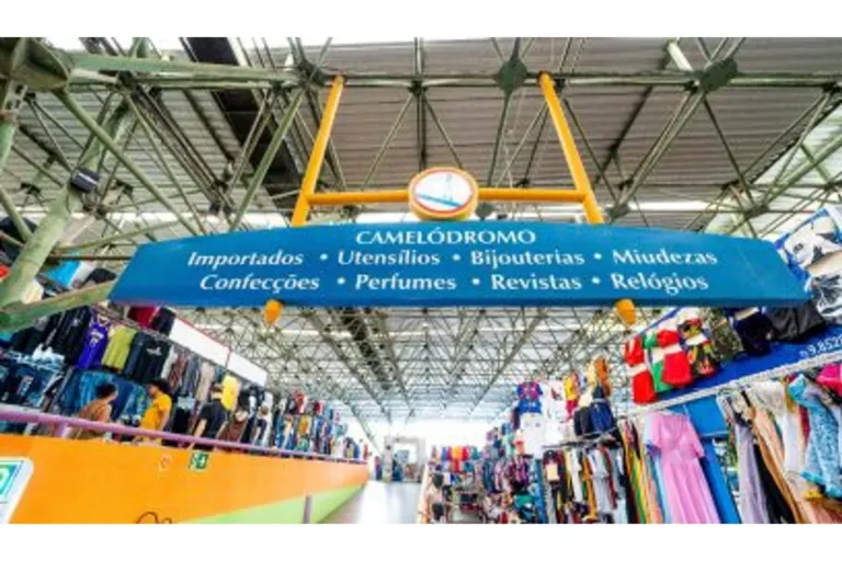 Centro Comercial de Camaçari terá horário modificado na terça-feira de Carnaval