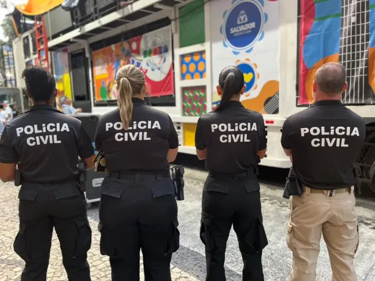 Polícia Civil realiza fiscalização de trios elétricos nos circuitos Dodô e Osmar durante o Carnaval