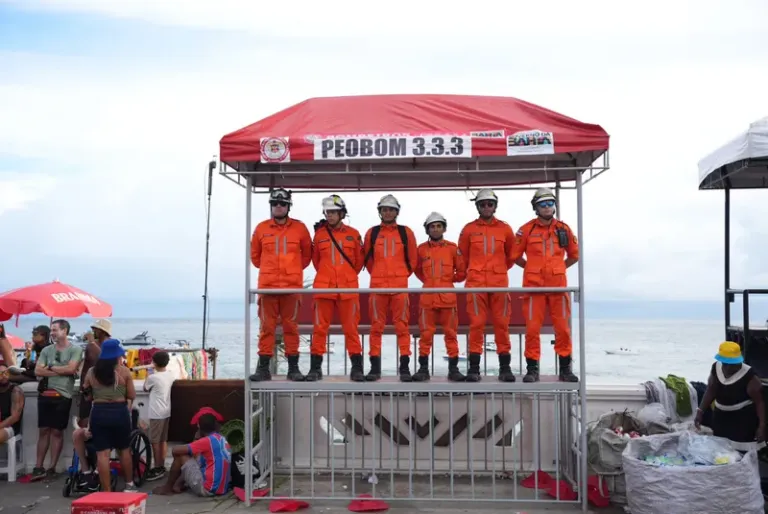 Postos e elevados do Corpo de Bombeiros ampliam monitoramento e agilizam atendimentos no Carnaval 2026