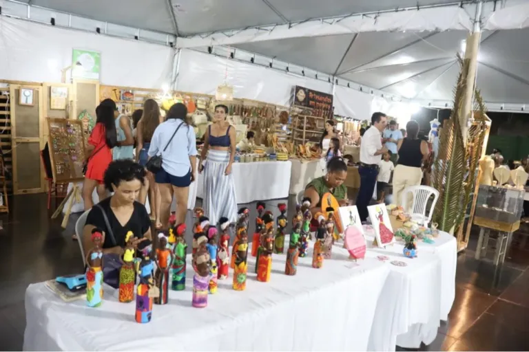 Feira de Artesanato de Guarajuba segue até 28 de fevereiro