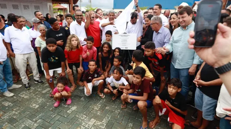 Nova delegacia e praça em Itarantim. Estado reforça saúde, infraestrutura e produção rural