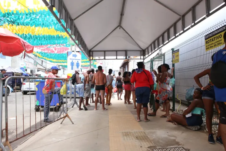 Centro de acolhimento ambulante