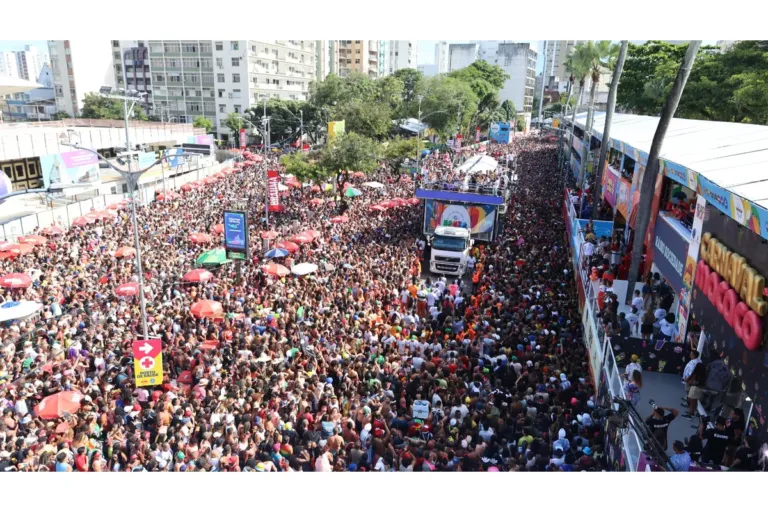 Centro de Salvador volta a brilhar e atrai grandes públicos após série de ações da Prefeitura