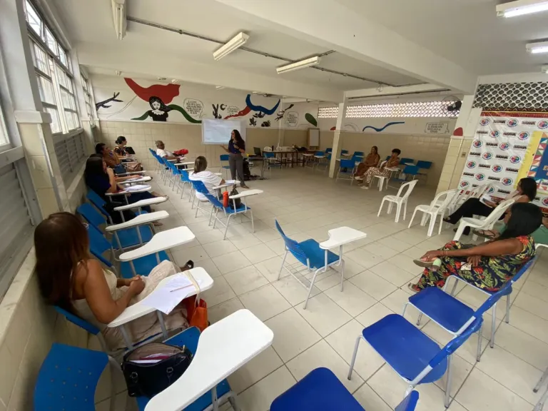 Alagoinhas realiza formação com foco na alfabetização
