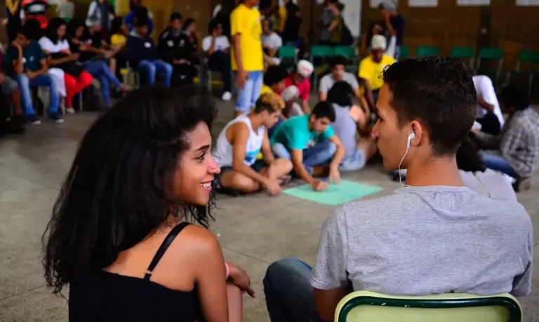 Educação midiática: mapa revela projetos de conscientização pelo país