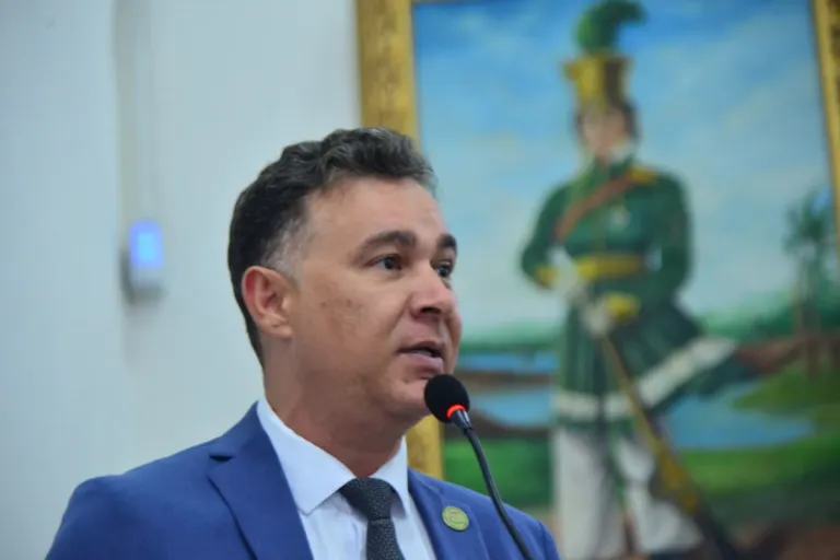 Bairro Calumbi pode ser beneficiado com a construção de praça próximo à quadra esportiva