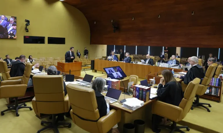 Moraes vota contra prorrogação da CPMI do INSS; placar está 3 a 1