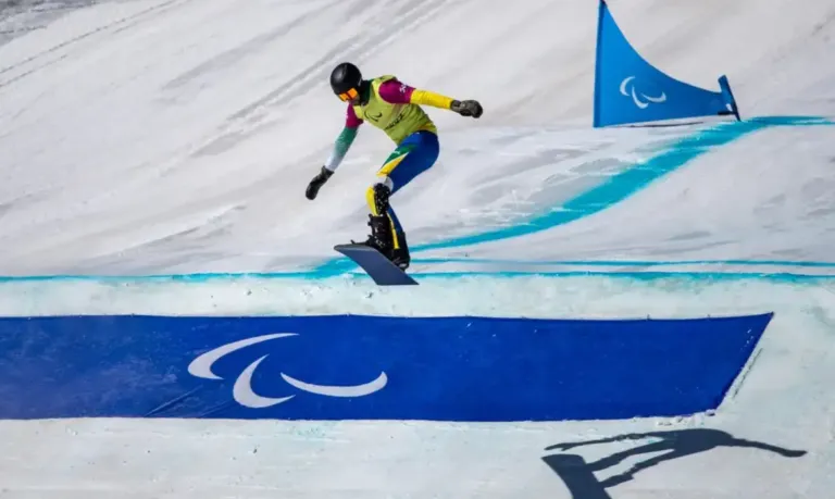 Barbieri sofre queda em pista, a um dia da abertura da Paralimpíada