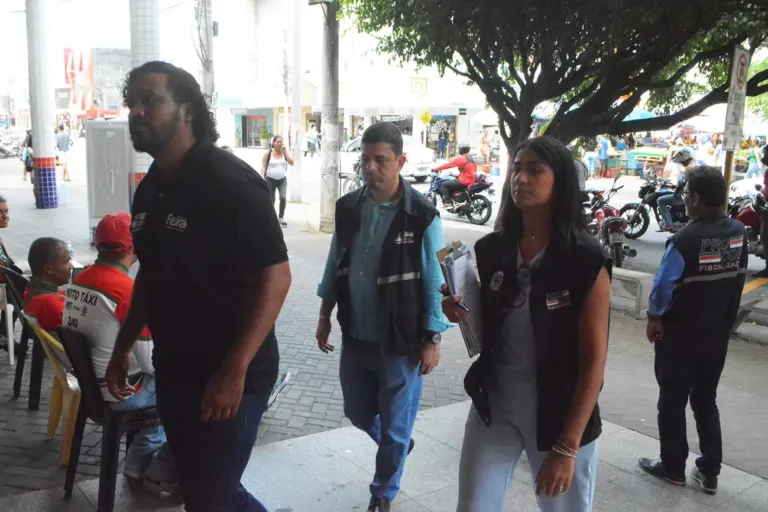 Procon vai fiscalizar cumprimento de “Lei dos 15 minutos” em atendimentos da Coelba e Embasa