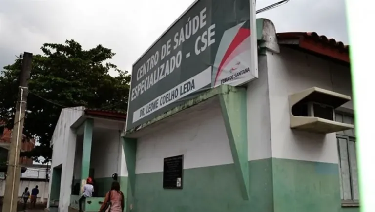 Caixa d’água do Centro de Saúde Especializada necessita do serviço de limpeza e desinfecção