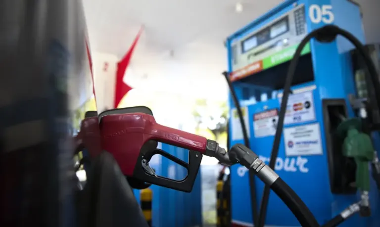 Federação de petroleiros atribui alta do diesel a aumentos abusivos