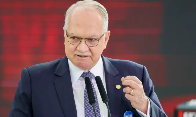 Encerramento do inquérito das fake news está em pauta, diz Fachin