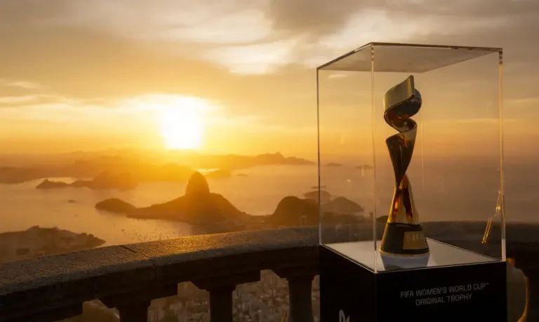 Fifa anuncia investimentos de R$ 4,2 bilhões na Copa Feminina de 2027