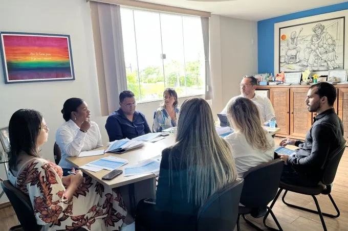 Equipe do Selo Unicef alinha cronograma de ações em Vitória da Conquista