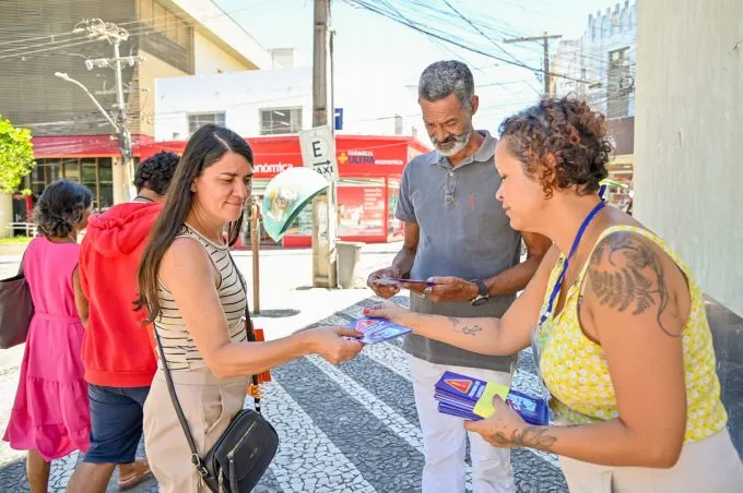 Procon realiza ação preventiva contra golpes e fraudes em Vitória da Conquista
