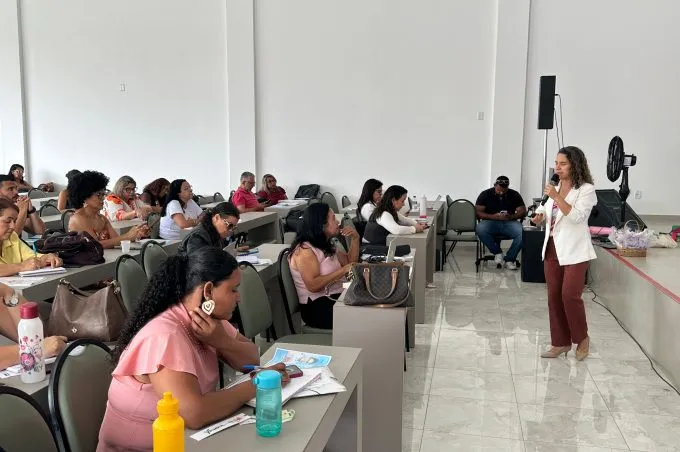 Smed promove reunião com gestores escolares para definir ações do Programa Educar Pra Valer