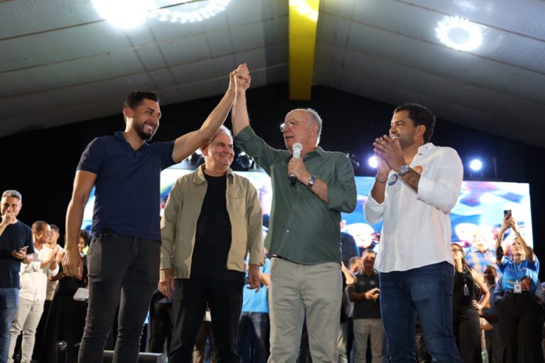 Com Ronaldo e Coronel, João de Furão lança pré-candidatura à Assembleia Legislativa