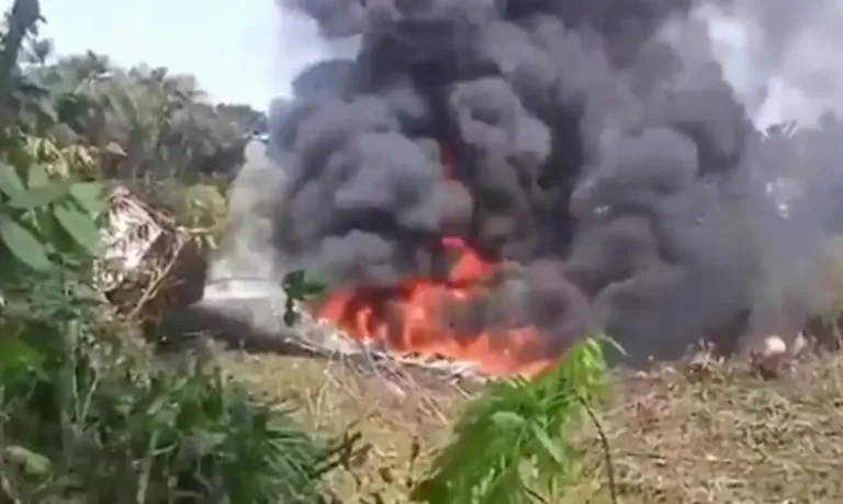 Chega a 66 número de mortos em queda de avião militar na Colômbia