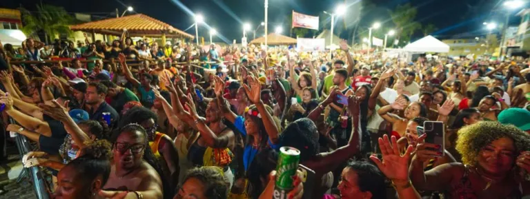 Festival de Arembepe 2026 reúne mais de 200 mil pessoas em quatro dias de festa