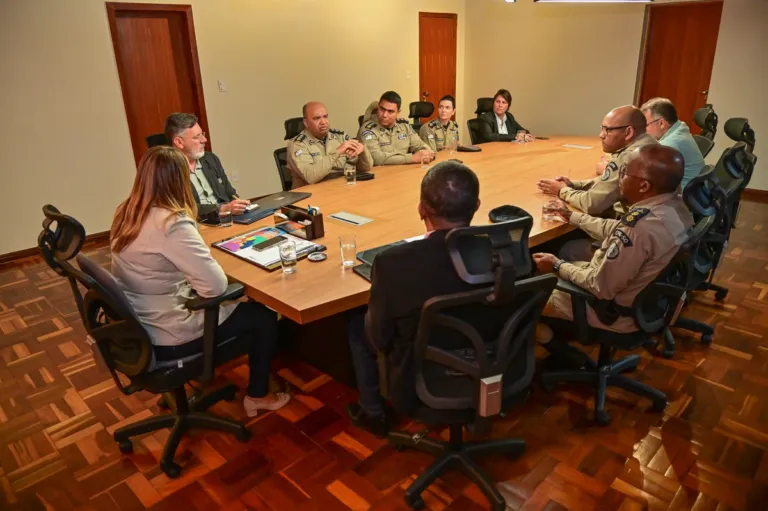 Prefeitura e Polícia Militar se reúnem para discutir retorno do projeto cultural “Pôr do Sol no Cristo”