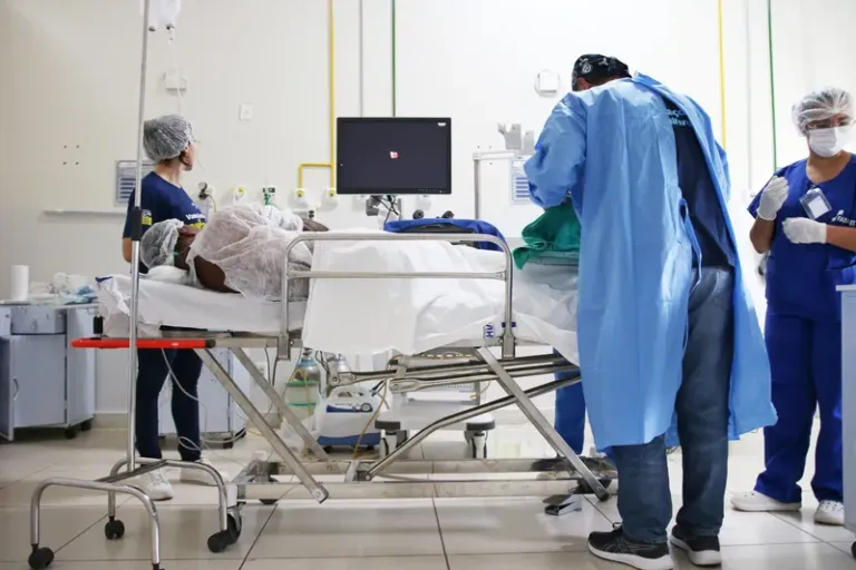 Hospital Regional da Chapada lidera um dos maiores mutirões de rastreamento do câncer colorretal do Brasil