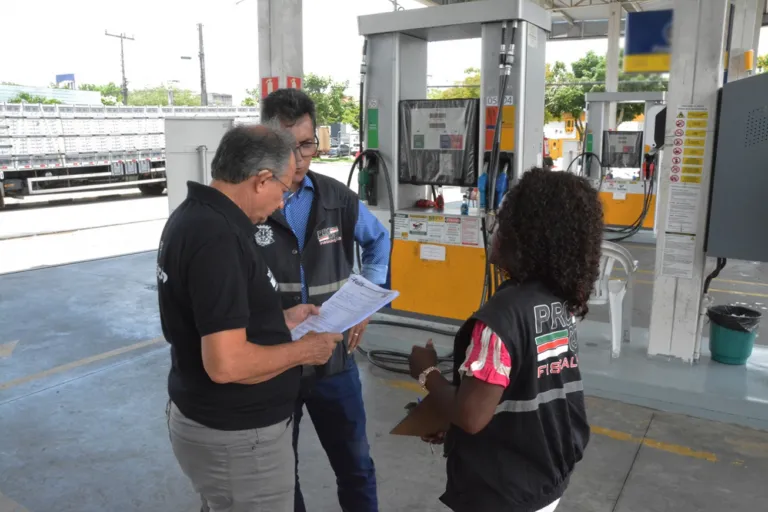 Procon intensifica fiscalização e monitora margem de lucro em postos de combustíveis