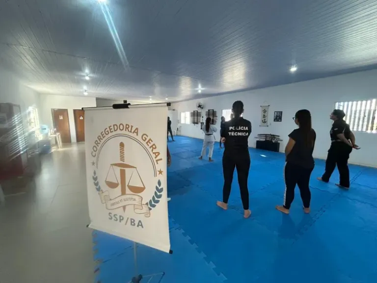 Corregedoria da SSP promove aula de defesa pessoal feminina em homenagem ao mês da mulher
