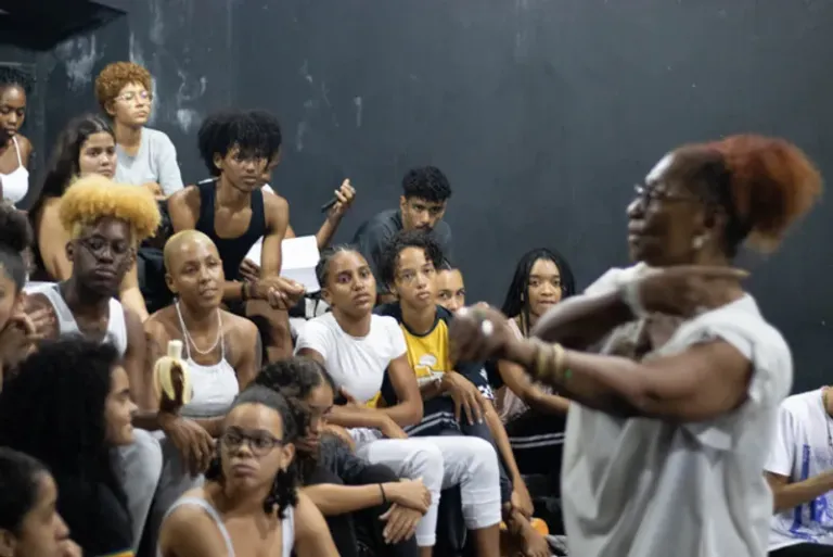 Funceb abre edital para concessão de 12 bolsas de formação em artes na Escola de Dança