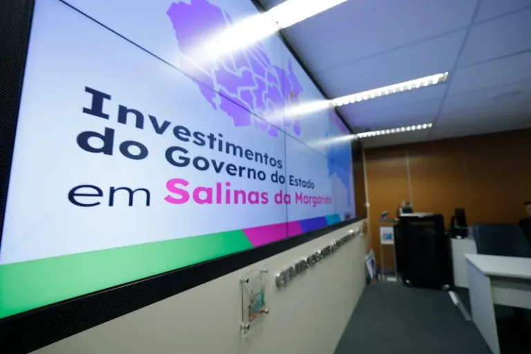 Governo do Estado garante obras estruturantes e veículos para a saúde de Salinas da Margarida