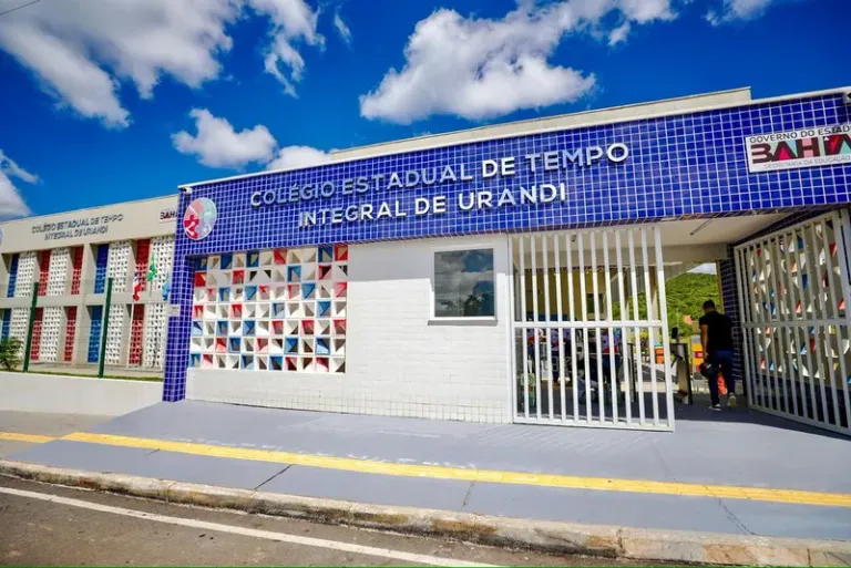 Com investimento de R$ 26 milhões, Governo da Bahia inaugura nova escola de tempo integral, em Urandi